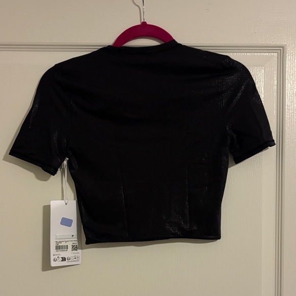 Lululemon Wundermost Ultra-Soft Nulu Crewneck Cropped T-Shirt - Picture 3 of 6